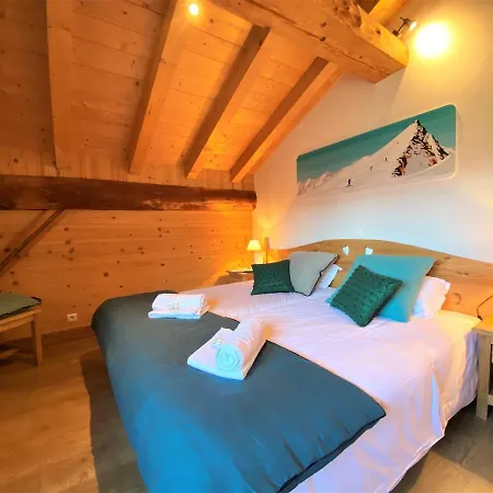 Chalet In Morzine Sleeping 12 With Sauna Exterior photo