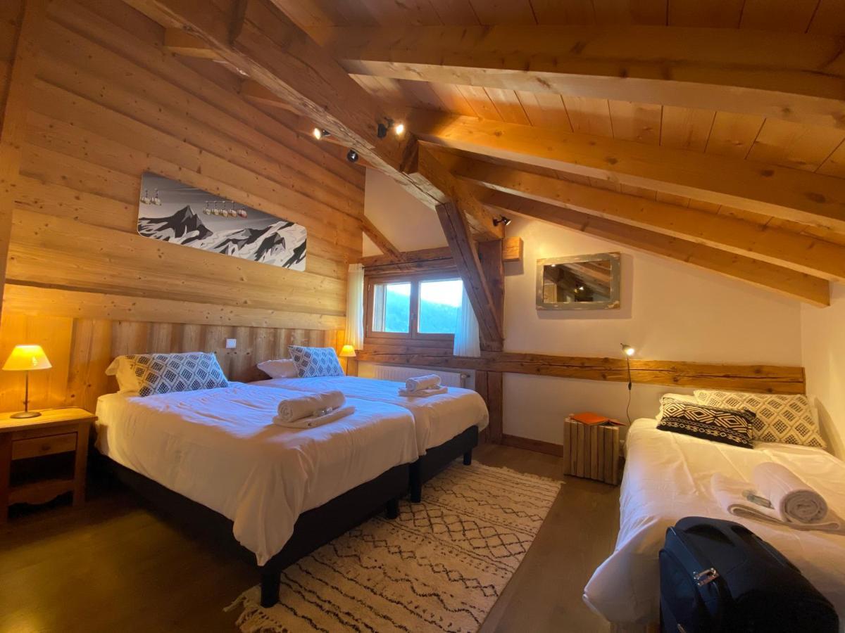 In Sleeping 12 With Sauna