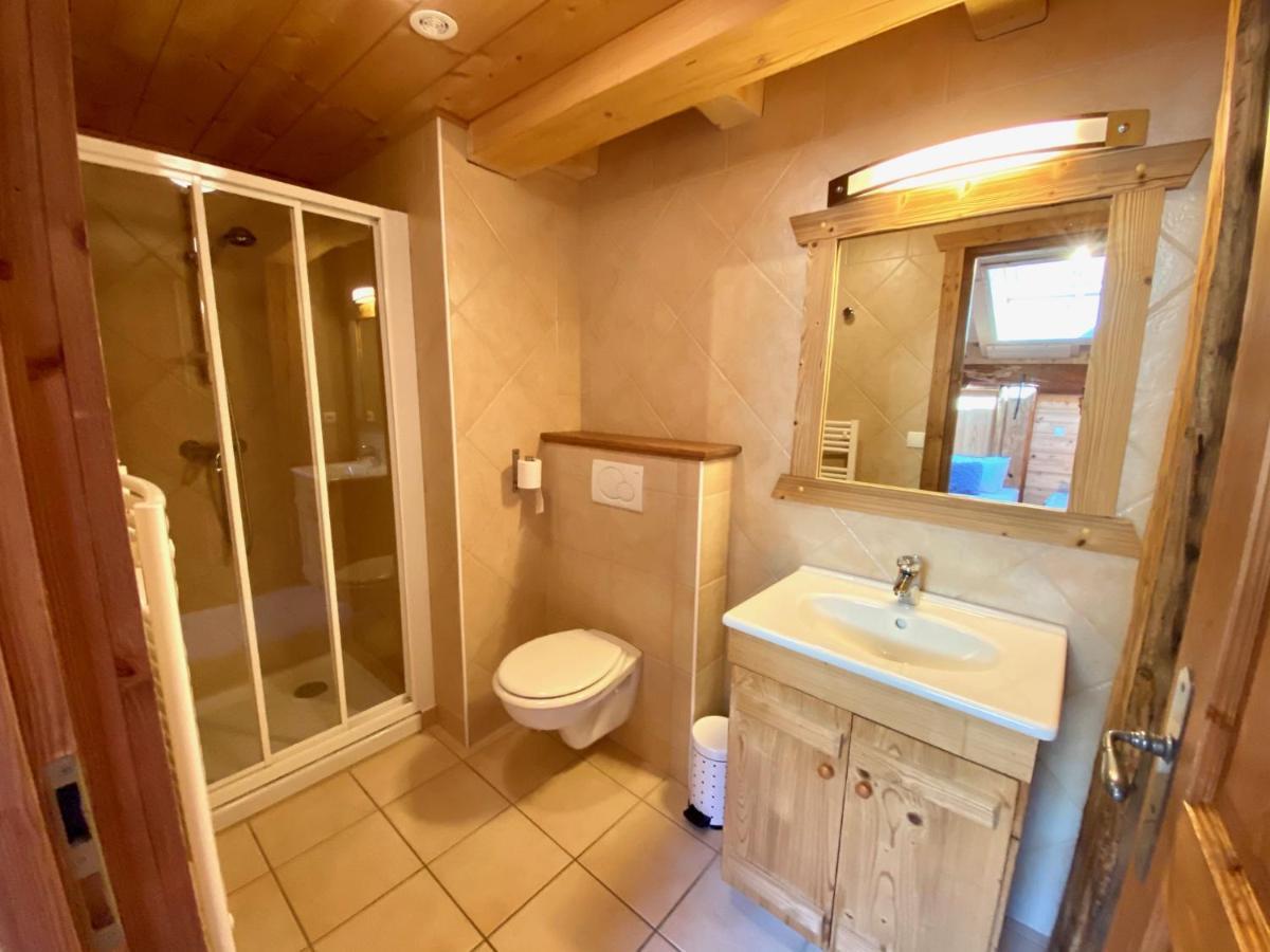 Chalet In Sleeping 12 With Sauna Morzine